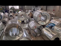 DX51Dは鋼鉄コイル ロールに0.12 - 4.0mmのZ275 GIの浸ったゼロ スパンコールの熱い電流を通した