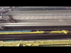 温かい炭素鋼棒 合金 丸型 熱巻き 50M2 黒